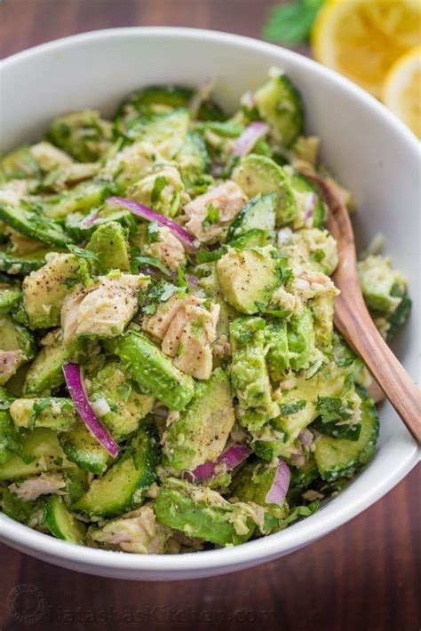 Jul 05, 2021 · rinse, chop and spin dry romaine lettuce and transfer to a large salad bowl. Avocado Tuna Salad Recipe | Natashas Kitchen | Bloglovinâ ...