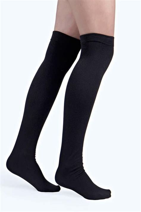 Boohoo Tori Thermal Thigh High Socks 5 How To Wear Over The Knee