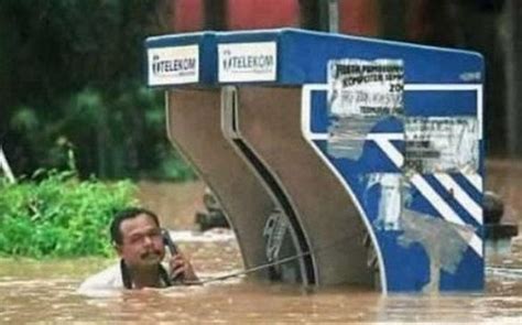 Scheme and satellites photos view; Mengapa banjir kerap berlaku di malaysia? - zik.my