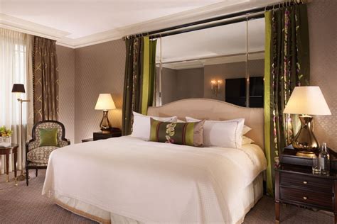 Signature Linen And Bedding The Dorchester Dorchester Collection
