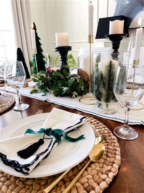 Beautiful Christmas Tablescapes And Table Setting Ideas Jane At Home