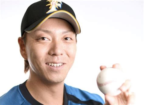 ⇒ 甲斐拓也が彼女と結婚!?年俸や成績が上がり兄も母も喜ぶ育成の星！ 松田宣浩の嫁、離婚、子供、ダウン症、名前まとめ！ ・松田選手の嫁は元kbc九州朝日放送アナウンサーの柴田恵理さん。 ・学生時代にミス日本準グランプリ受賞した。 宮西尚生の美人すぎる嫁と最愛の子供の存在!ラジオ番組が気 ...