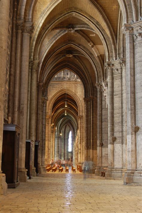 The chartres cathedral was built following a fire that largely destroyed the previous church in 1194, the new choir being complete by 1221 and the. What Is The Chartres Cathedral | Chartres Cathedral » No ...