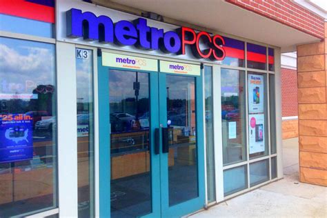 Metropcs Prepaid Deal Gives You Two Unlimited Lines For 75 Engadget