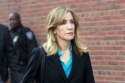 Felicity Huffman Pleads Guilty In College Admissions Scandal Rolling Stone