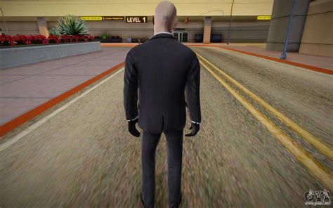 He is a professional hitman and former top assassin for the ica (international contract agency) after exposing the agency information to the public ended them permanently during the events of hitman 3. Agent 47 (Hitman: Absolution) para GTA San Andreas