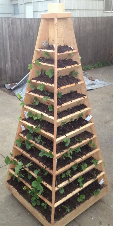 How To Build An Awesome Vertical Garden Pyramid Tower For Just 200