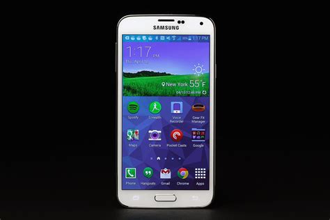 Galaxy S5 Review Samsungs Waterproof Phone Is A Winner Digital Trends