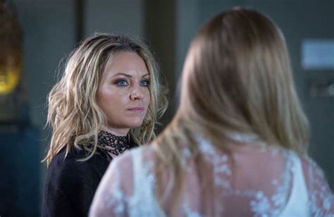 Eastenders Spoilers Roxy Mitchell Actress Teases Return To Soap ‘im