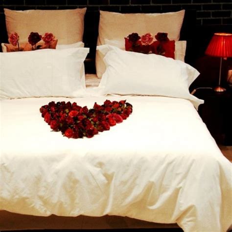 Romantic Valentine S Day Bedroom Decorations Top Dreamer