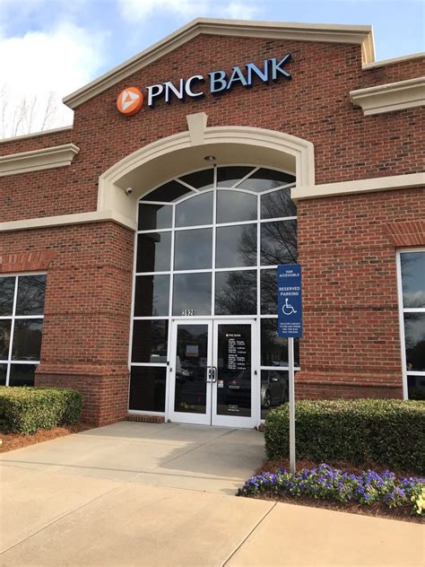Pnc Bank Banks And Credit Unions 3920 Colony Rd South Park
