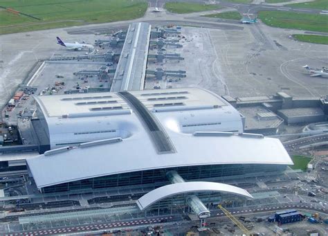 Dublina Airport T2 Opens For Business