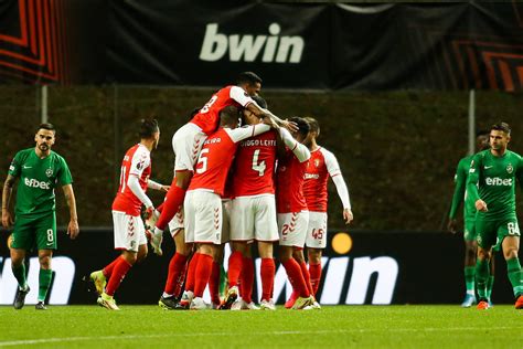 Ligue Europa Braga Prend La Tête Du Groupe F
