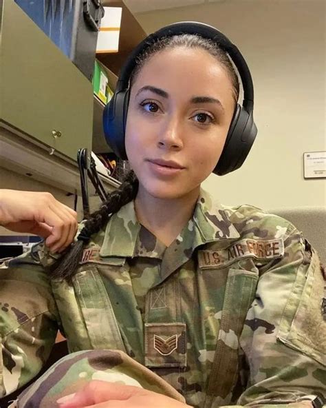 female cop female soldier air force women us army soldier army pics army girlfriend navy