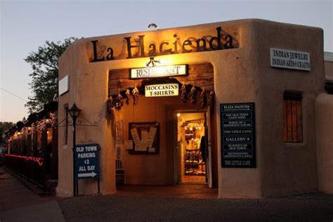 New mexico's cuisine, often lumped top 20 new mexican foods. Mexican restaurant near me - PlacesNearMeNow