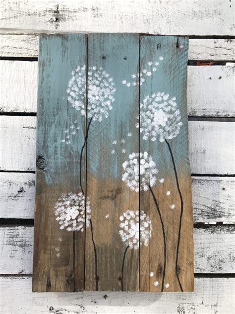 16 Inspirational Handmade Pallet Wood Wall Decor Ideas To Show Off Your