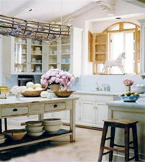 16 Amazing French Country Cottage Decor Ideas