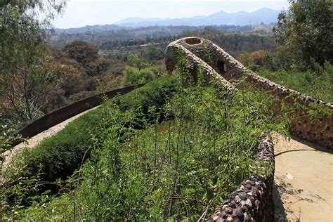El nido de quetzalcoatl, dirigido por andrés arredondo, muestra una obra del arquitecto mexicano javier senosiain. Nido de Quetzalcóatl, donde te llenarás de asombro ...