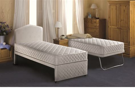 If you are in a relationship where one partner requires a different firmness than the other. Airsprung Quattro 2ft6 Small Single Divan Guest Bed by ...