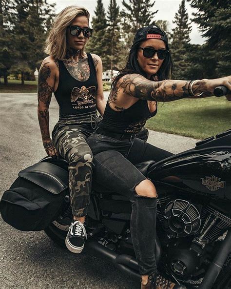 Pin By Hoggy On Auto Biker Chick Outfit Motorcycle Girl Biker Girl