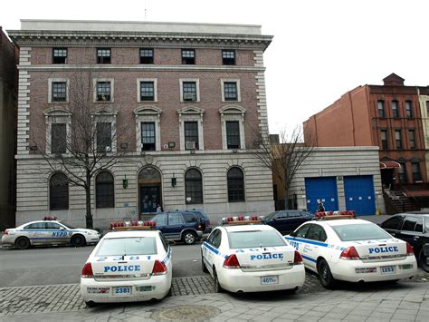 P032 Nypd Police Station Precinct 32 Harlem New York Cit Flickr