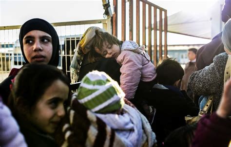 Kilis Tra Fango E Speranza Il Cammino Dei Profughi Siriani In Fuga