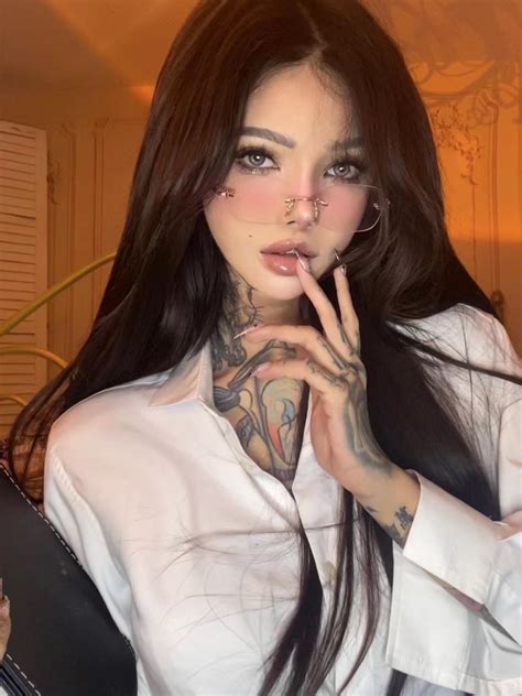 赵大狗 Pollux Zy Twitter In 2021 Girl Halloween Face Makeup Nose Ring