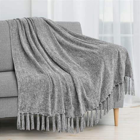 Pavilia Chenille Tassel Fringe Throw Blanket Velvety Texture Decorative Throw For Sofa Couch