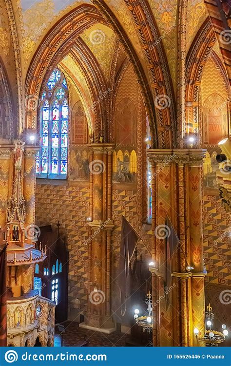 Új lovarda épülete a budai királyi várban, budapest.jpg 473 × 307; Interior Of Church Of Our Lady Of Buda Castle Matthias ...