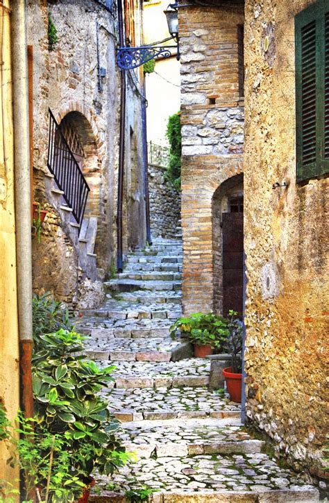 Most Beautiful Streets Of Italy Blog Italy Street Italian Streets