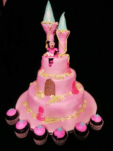 Baking With Roxanas Cakes Princess Castle Birthday Cake