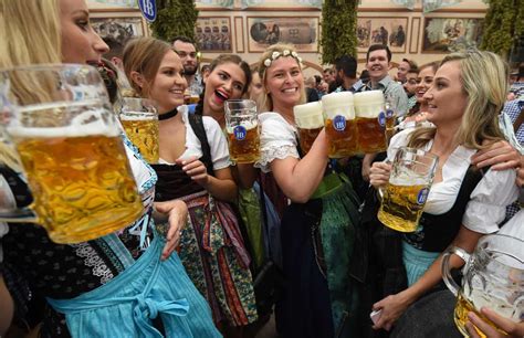 oktoberfest the world s largest beer festival in pictures beer festival octoberfest beer