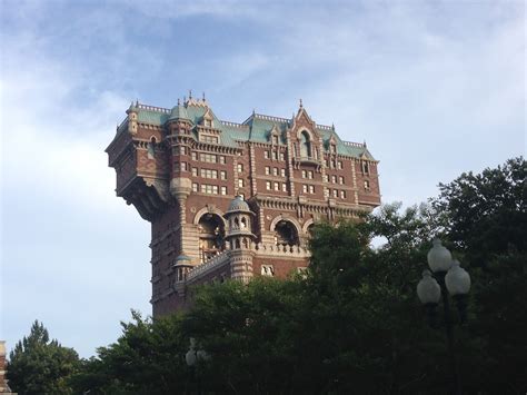 Besides, breaking away from the typical main street. Tokyo DisneySea - Tower of Terror