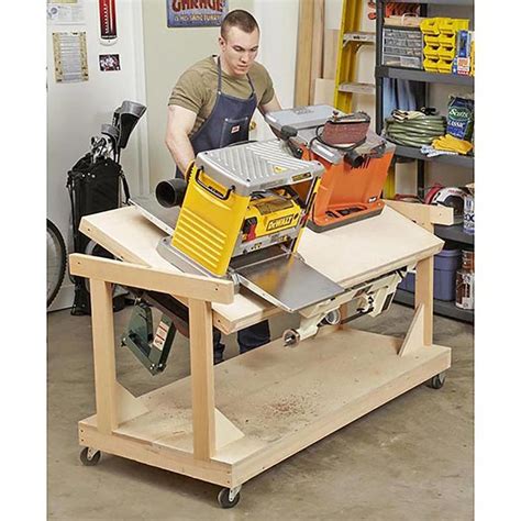 Flip Top Tool Bench Woodworking Plan From Wood Magazine Woodworking