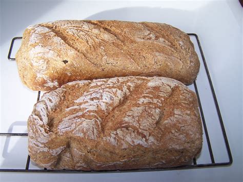 La recette aborde le pain de base, dit le pain. Ma recette de pain maison