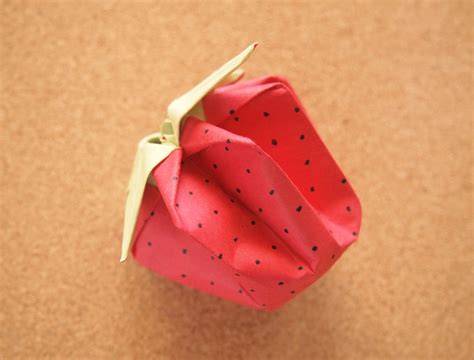 How To Fold Strawberry Origami Via WikiHow Com Origami Diy Origami
