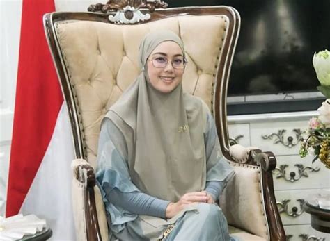 Biodata Dan Profil Anne Ratna Mustika Terbaru Istri Dedi Mulyadi Yang Gugat Cerai Alasan