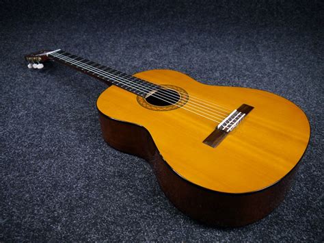 Yamaha C40 Classical Guitar Natural 2nd Hand Rich Tone Music