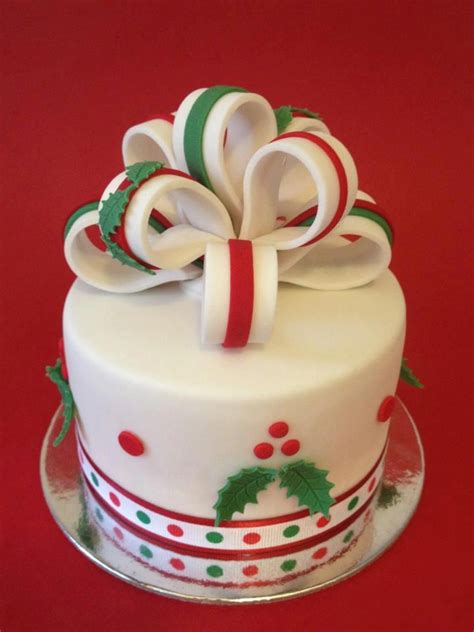 It's just right for the first. Tempting Christmas Cake - Amazing Cake Ideas