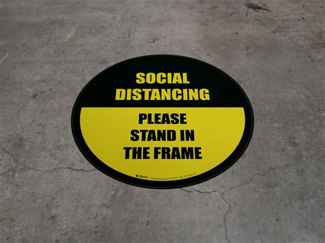 Social Distancing Please Stand In The Frame Yellow Border Circular