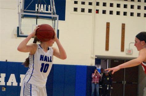 Conard Beats Crosstown Rival Hall In Exciting West Hartford Girls