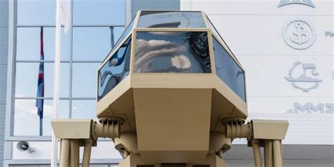 Russian Weapons Company Unveils 13 Foot Tall Gold Killer Robot Fox News