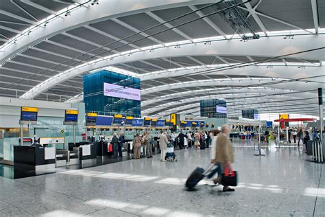 Heathrow Airport Departures Now