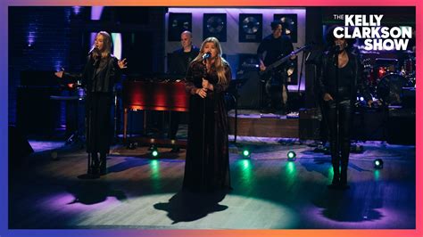 Watch The Kelly Clarkson Show Official Website Highlight Kelly Clarkson Covers I M So Into
