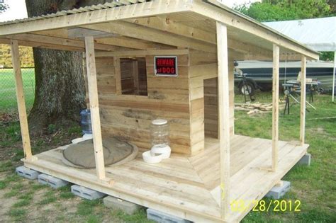 Dog Houses For Multiple Dogs Dog Houses For Two Dogs Pallet Dog House