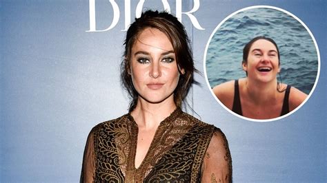 Shailene Woodley Bikini Pictures Her Sexy Swimsuit Photos Life And Style