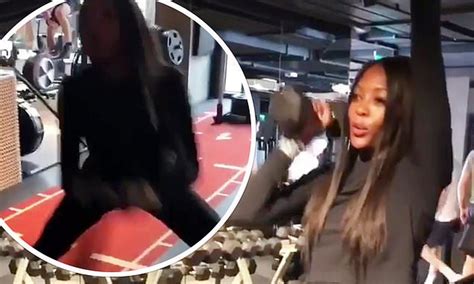 Naomi Campbell 49 Flaunts Her Toned Body As She Smashes Intense Gym Workout Daily Mail Online