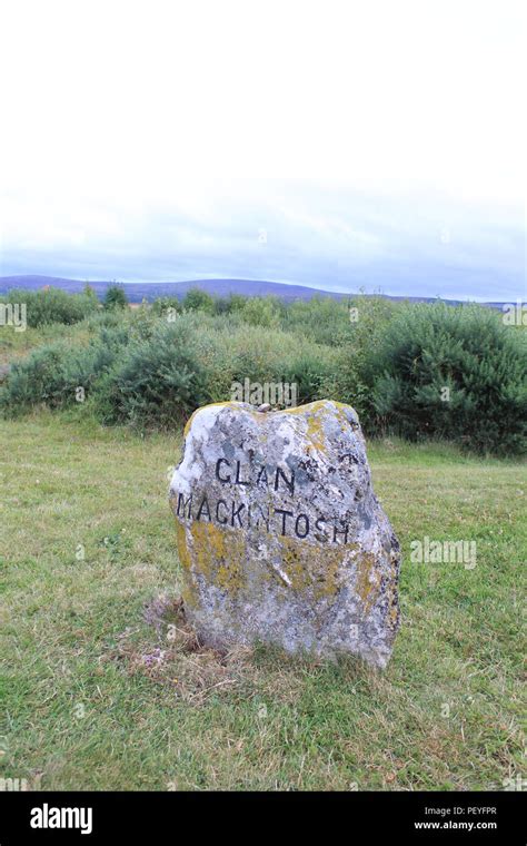Jacobite Gedenksteinhaufen Culloden Moor Fotos Und Bildmaterial In