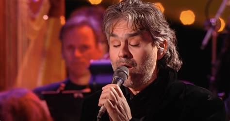 Andrea Bocelli Live Performance Of Elvis Fave Cant Help Falling In Love