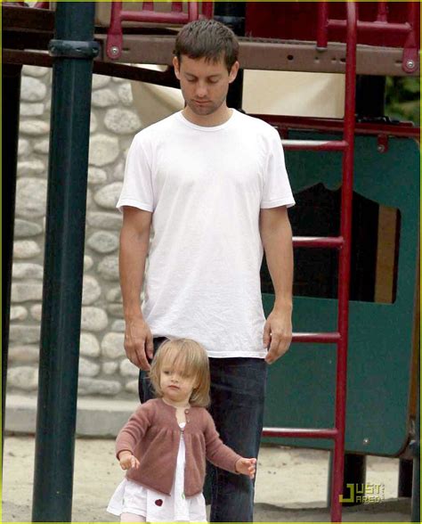 Tobey Maguire S Sweetheart Sunday Photo Photos Just Jared